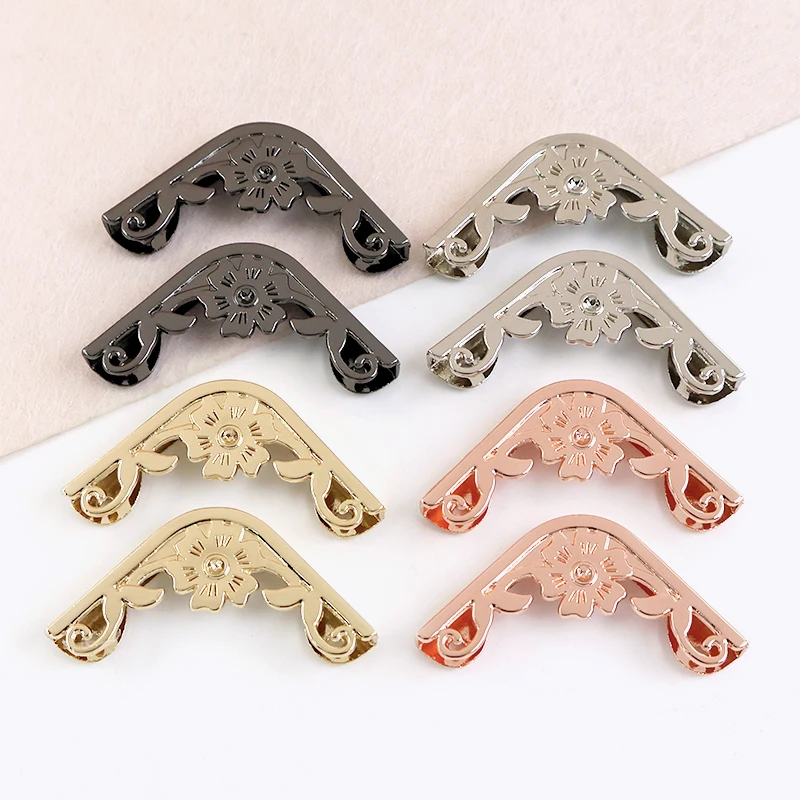 

5/10/20Pcs 35*46mm Hollow Metal Handbag Corner Buckles Decorative NoteBook End Clips Office Supplies Protector Screws clasp