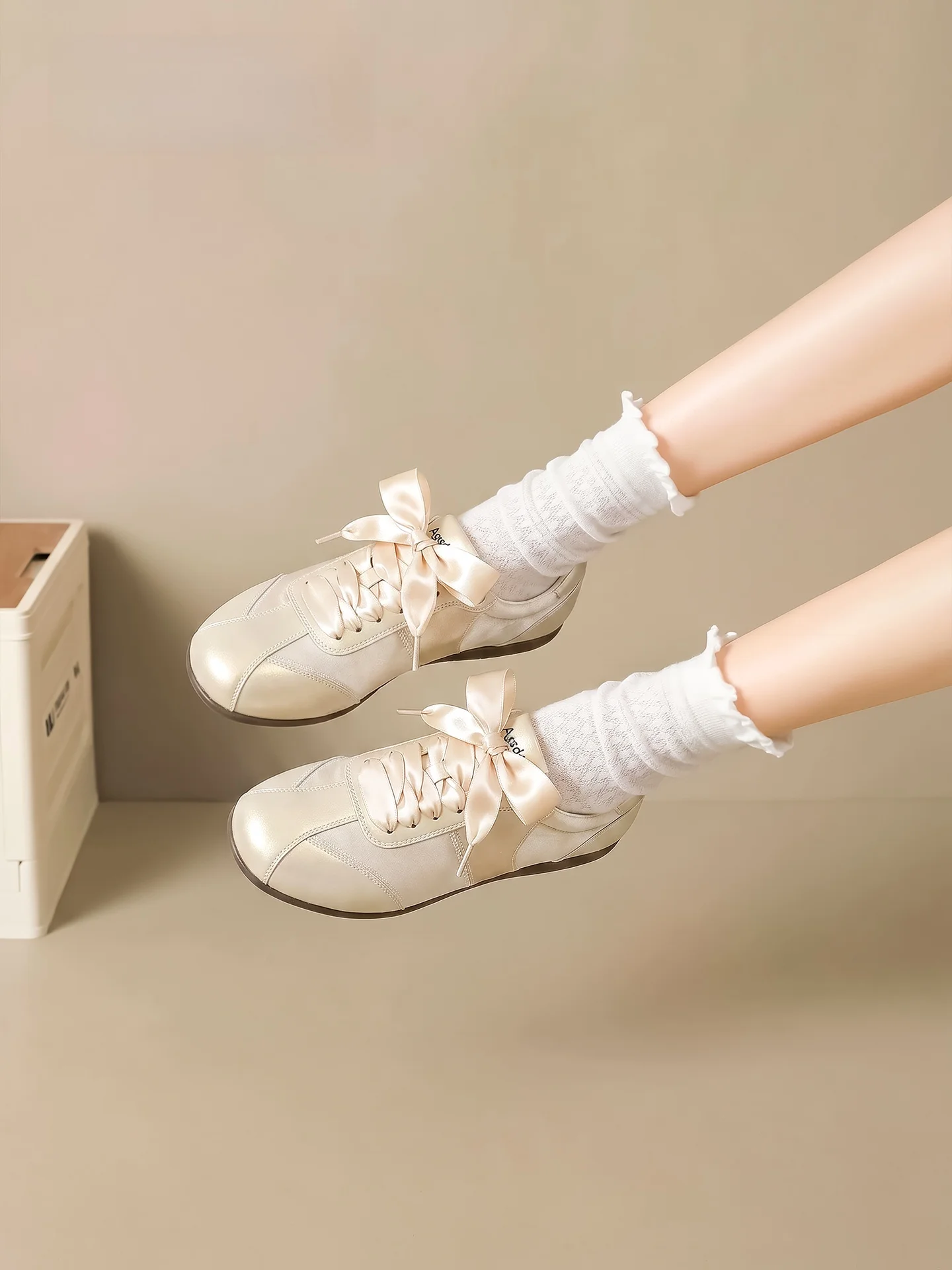 

Ballet Style Breathable Women's Sporty Casual Deqin Shoes Summer 2026 New Model Versatile Low Top Comfortable Rubber Sole