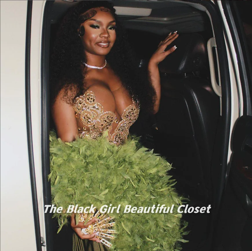 Luxury Grass Green Cocktail Dresses Rhinestone Sequins Formal Gowns Black Girls Feather Ruffle Fishtail Hem Dresses