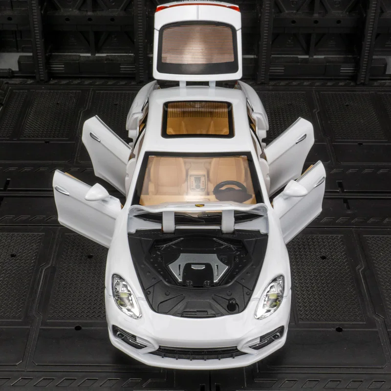 1:24 Porsche Panamera Sedan modelo de liga de decoração de carro, portas e capô do motor, porta-malas pode ser aberto, presentes de som e luz,
