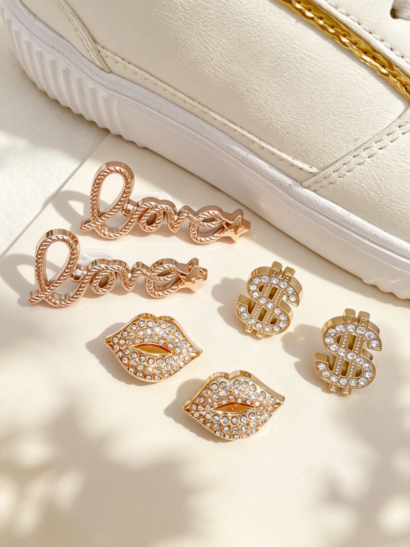 6-piece shoe decoration DIY casual shoe decoration - An interesting and versatile way to personalize your footwear
