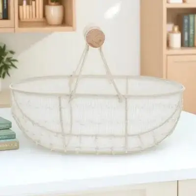 

Premium Iron Handheld Bread Fruit Portable Storage Tray Sturdy Wire Basket With Wood Handle Multi-Functional Organizer