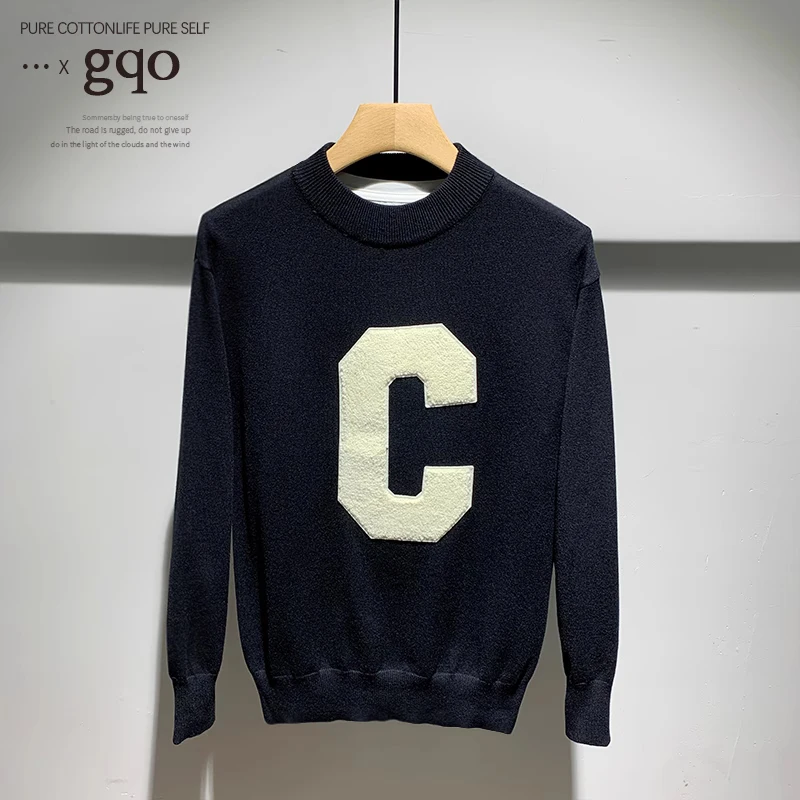 gqo-ファイオンブランド-メンズ-スリムフィット-ラウンドネック-ニットセーター-刺繍レターデザイン-クールな幾何学模様-ロング丈セーター