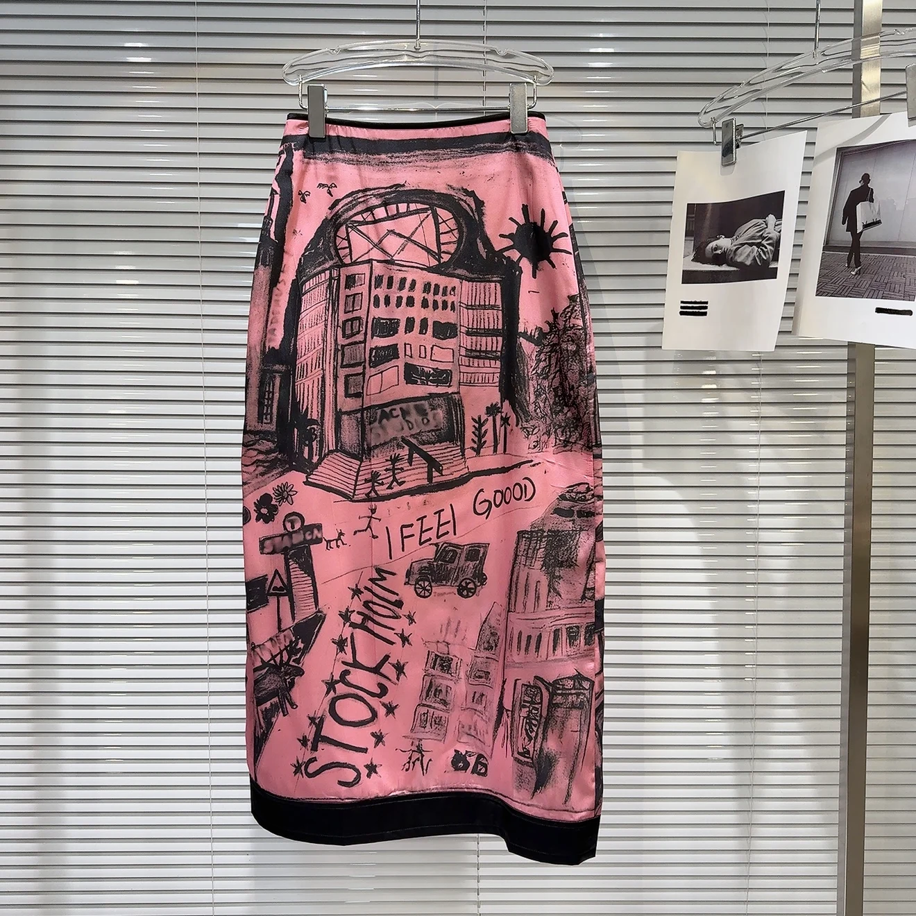 2025 Summer New Unique Letter Street Graffiti Print Midi Skirt Casual Slim Fit