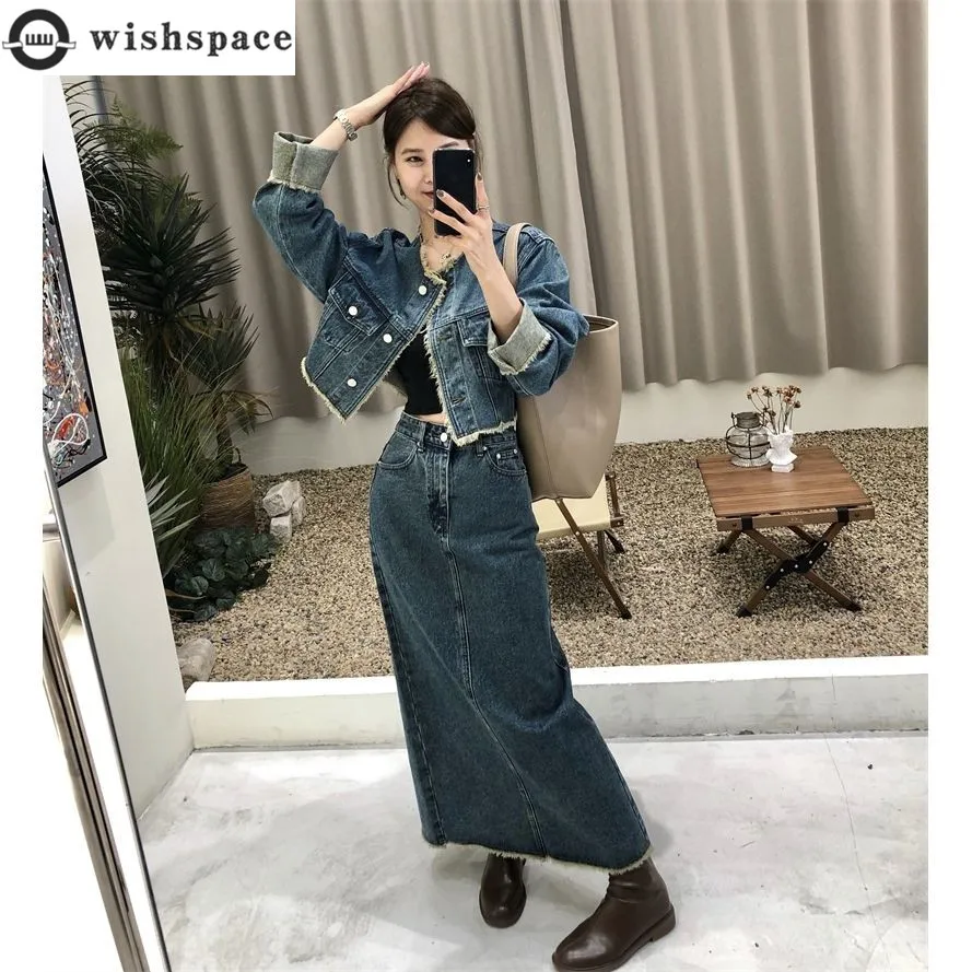 

Spring and Autumn New Korean Fashion Aging Top Design Sense High Waist Hairy Denim Half Skirt Two Piece Set