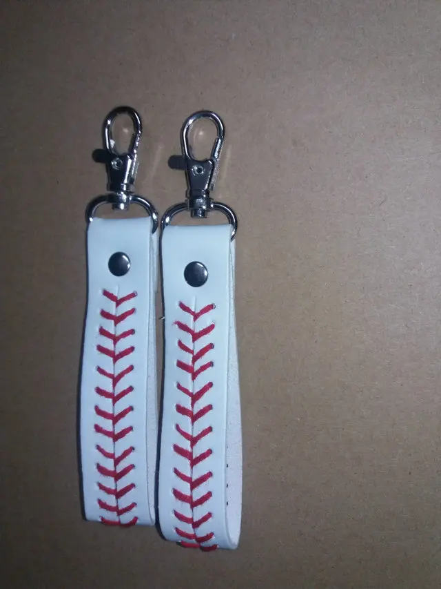 

For Keychain Sport Seamed Lace Leather key Chain Herringbone Softball Fast Pitch Baseball Stitch Keychain