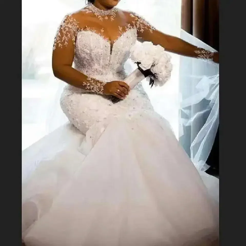 Customized High Quality Mermaid Wedding Dress Luxury Long Sleeve Beaded Sequin Long Train Lace Bridal Gown