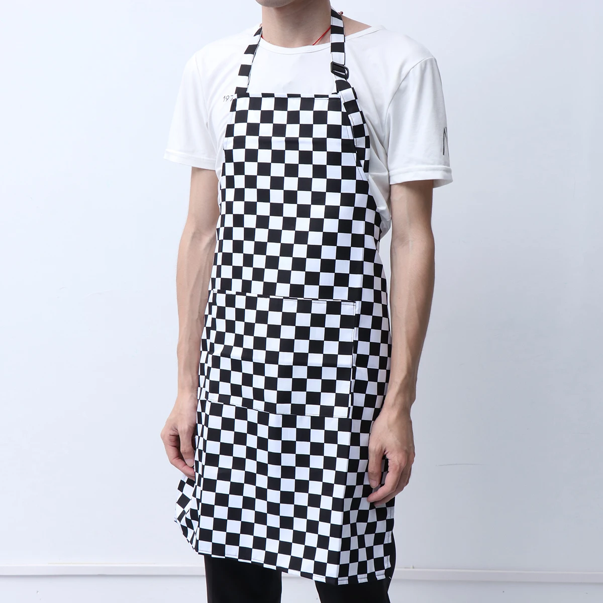 

2Pcs Adjustable Hanging Neck Apron Black White Plaid Oil Resistant Cooking Apron Kitchen Chef Restaurant Cleaning