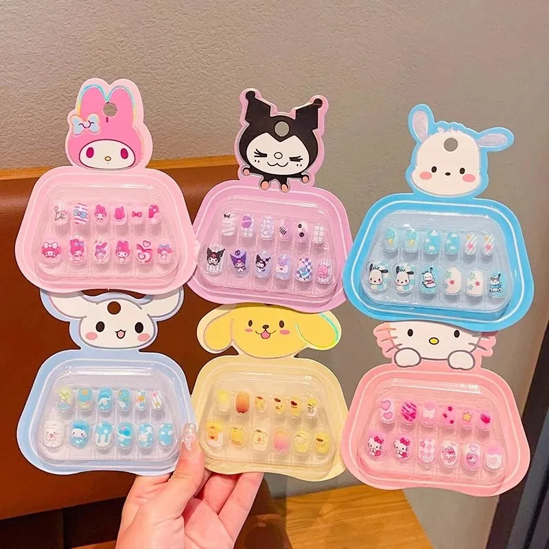 1Pack Cartoon Sanrio Kinder Nagel Aufkleber Nette Hallo Kitty Cinnamoroll Kuromi Kinder Drücken Sie auf Nagel Patch Zubehör Mädchen Spielzeug geschenk