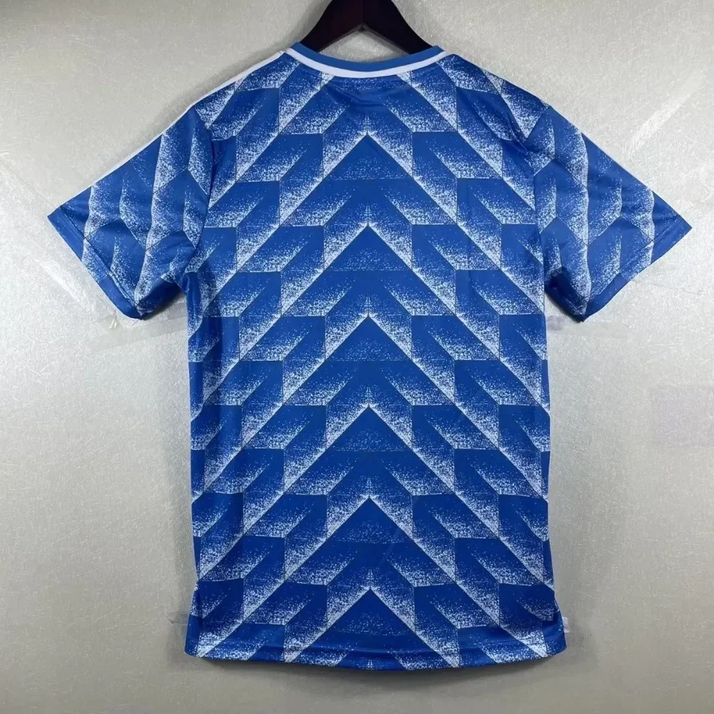 ريترو كرة القدم جيرسي 1988 الهولندية ثلاثة الفرسان ريترو المنزل وبعيد جيرسي ريجكارد فان باستن جوليت ميلان بأكمام قصيرة