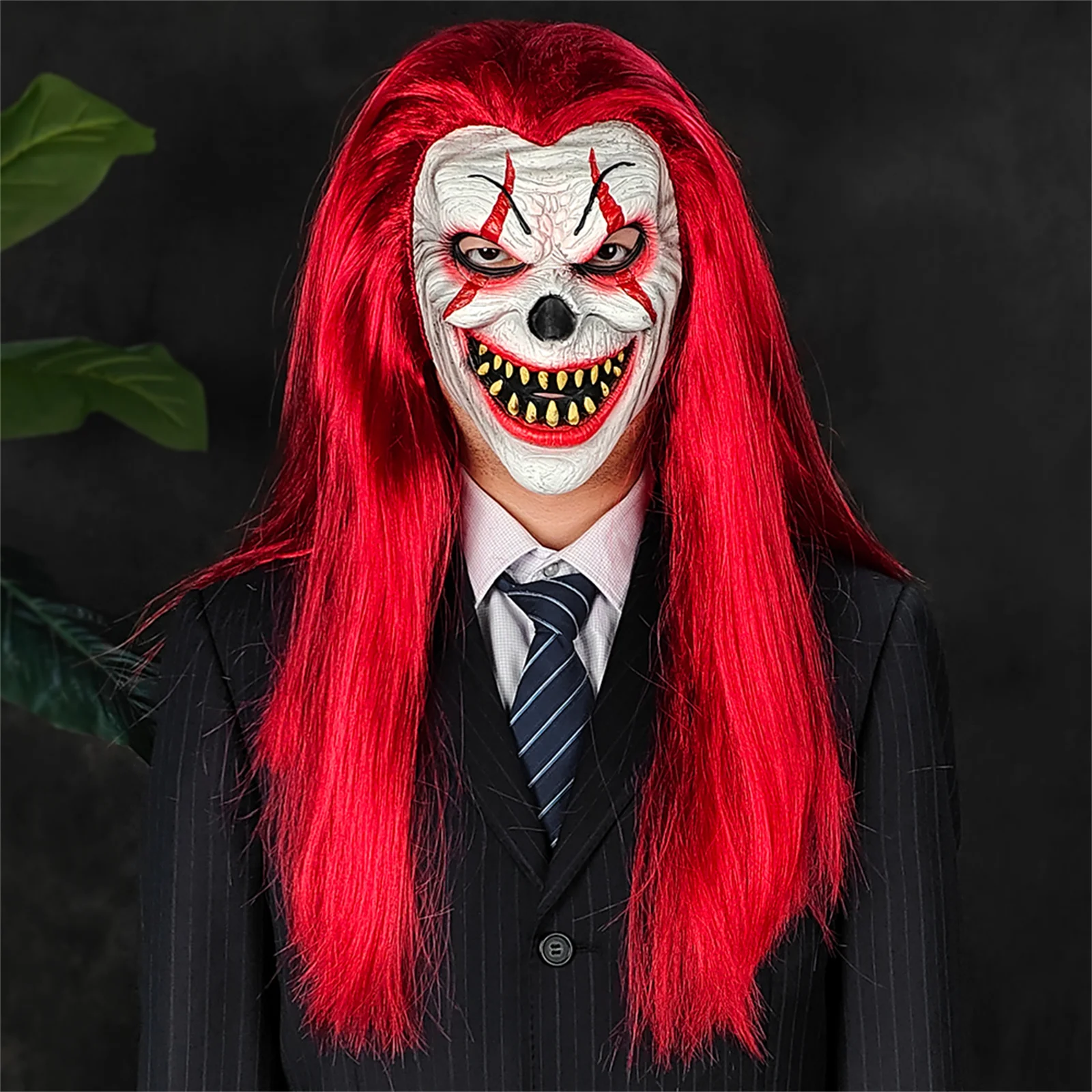Máscara de palhaço de cabelo vermelho pintado à mão de grau de colecionador - látex natural adereço de brincadeira de Halloween e máscara de dramatização de carnaval |   Alta Detai