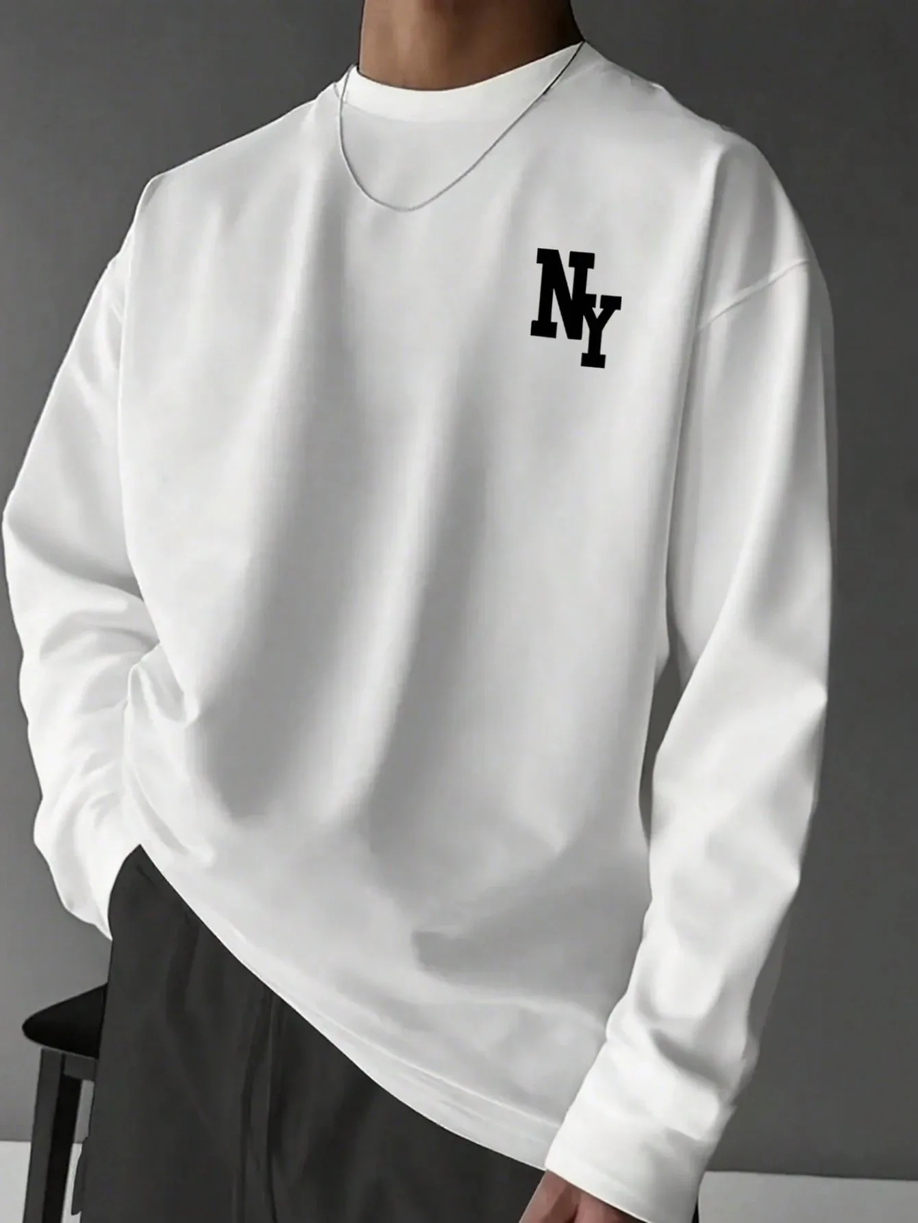 القميص الرجالي الجديد بأكمام طويلة لربيع وخريف 2025 كاجوال ناعم ومريح مع طباعة حروف ثلاثية الأبعاد #2