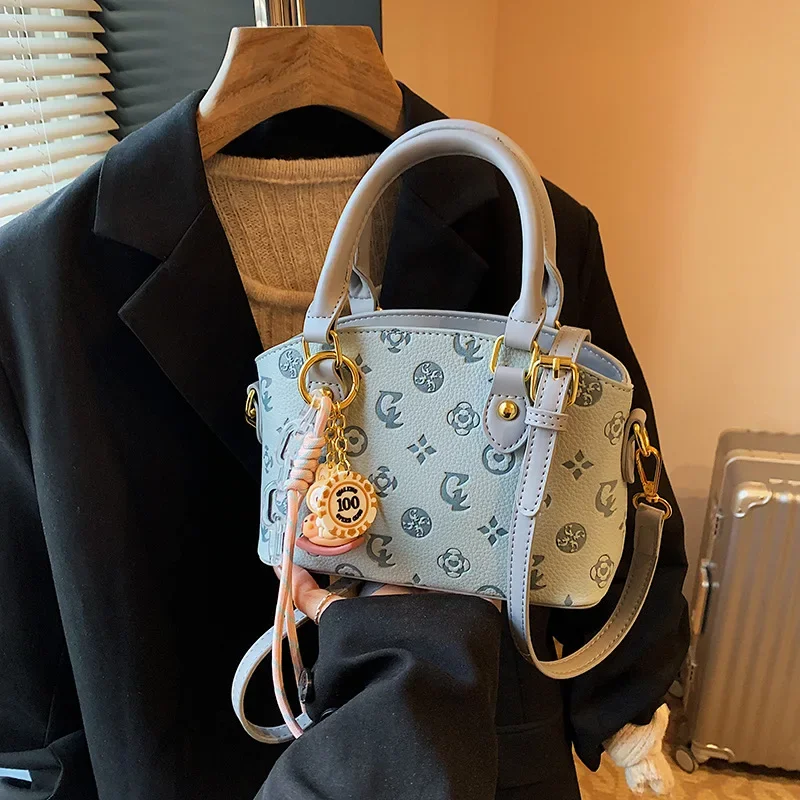 ​2025 Monogram Shoulder Bag, Vintage Pebble Grain Crossbody Purse Lightweight & Adjustable, Large Capacity Tote for Women Work