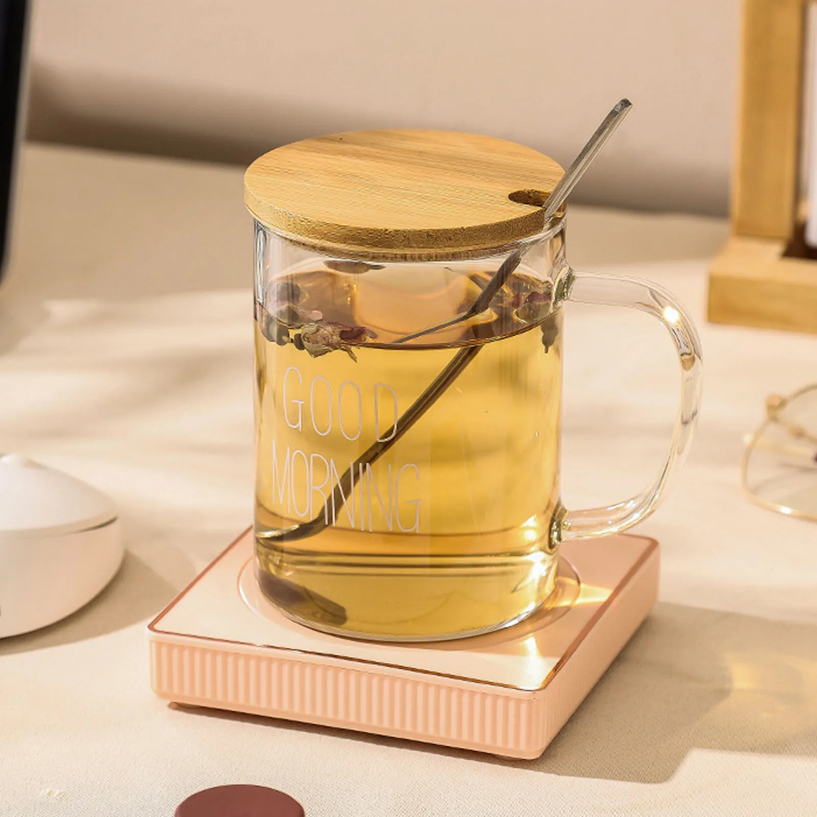 コーヒーマグウォーマー コンパクト 強化された風味 保温 電気カップウォーマー 家庭用 アパート オフィス 旅行用 ピンク