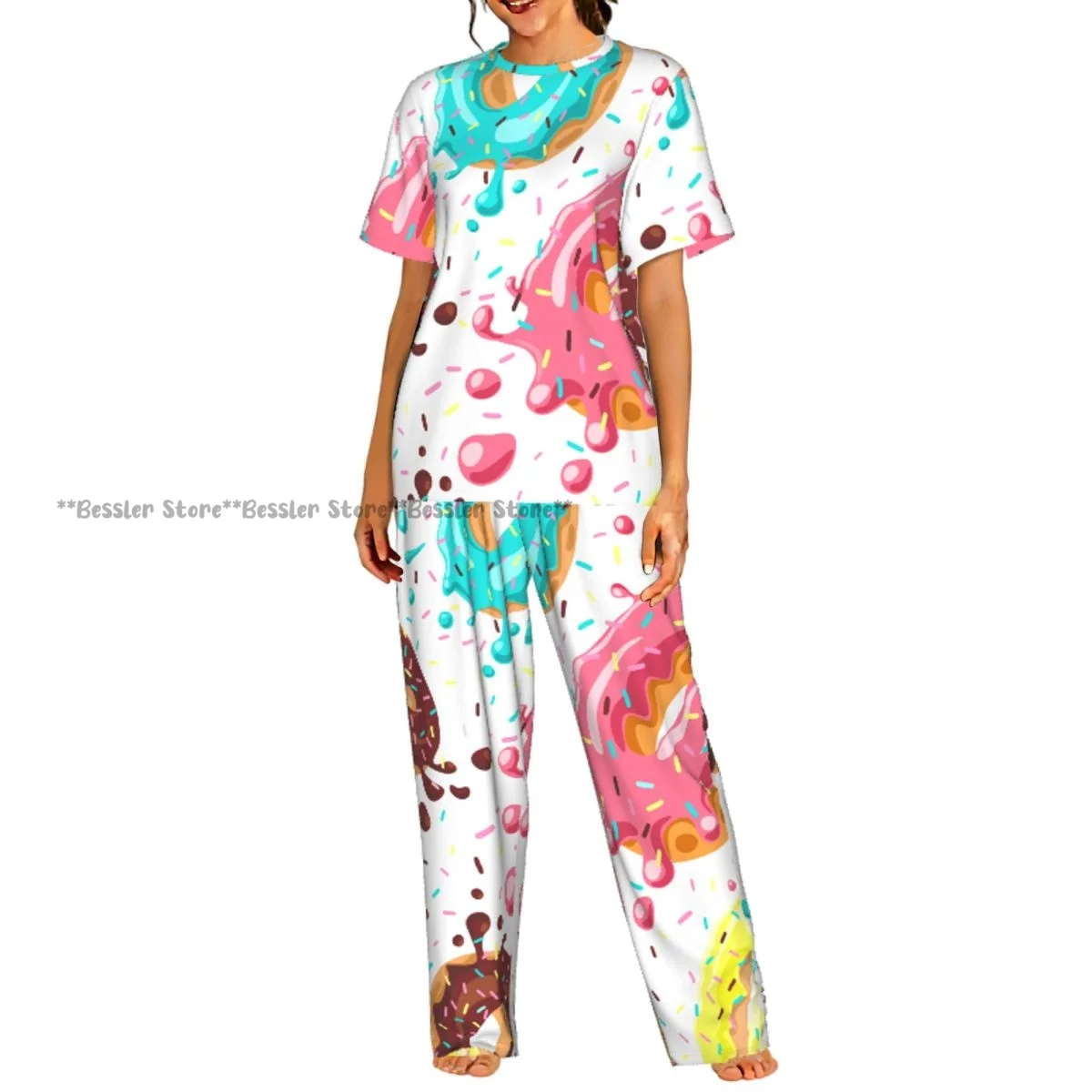 

Женский комплект из 2 предметов: пижама с принтом пончиков в розовом, шоколадном, лимонном и мятном цветах, с коротким рукавом и брюками.