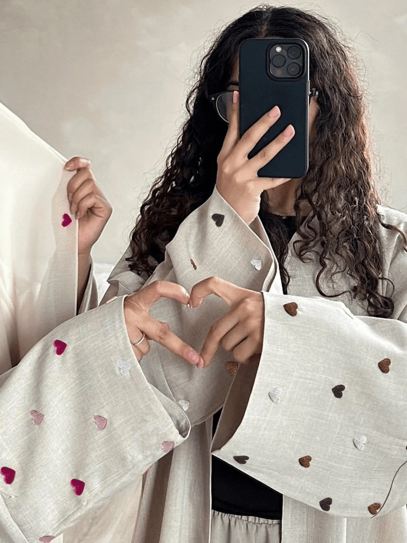 Women's Love Heart Embroidery Muslim Abaya Elegant Loose Ramadan Eid Dubai Arab Long Robe Islam Fashion Abayas For Femme Musulma