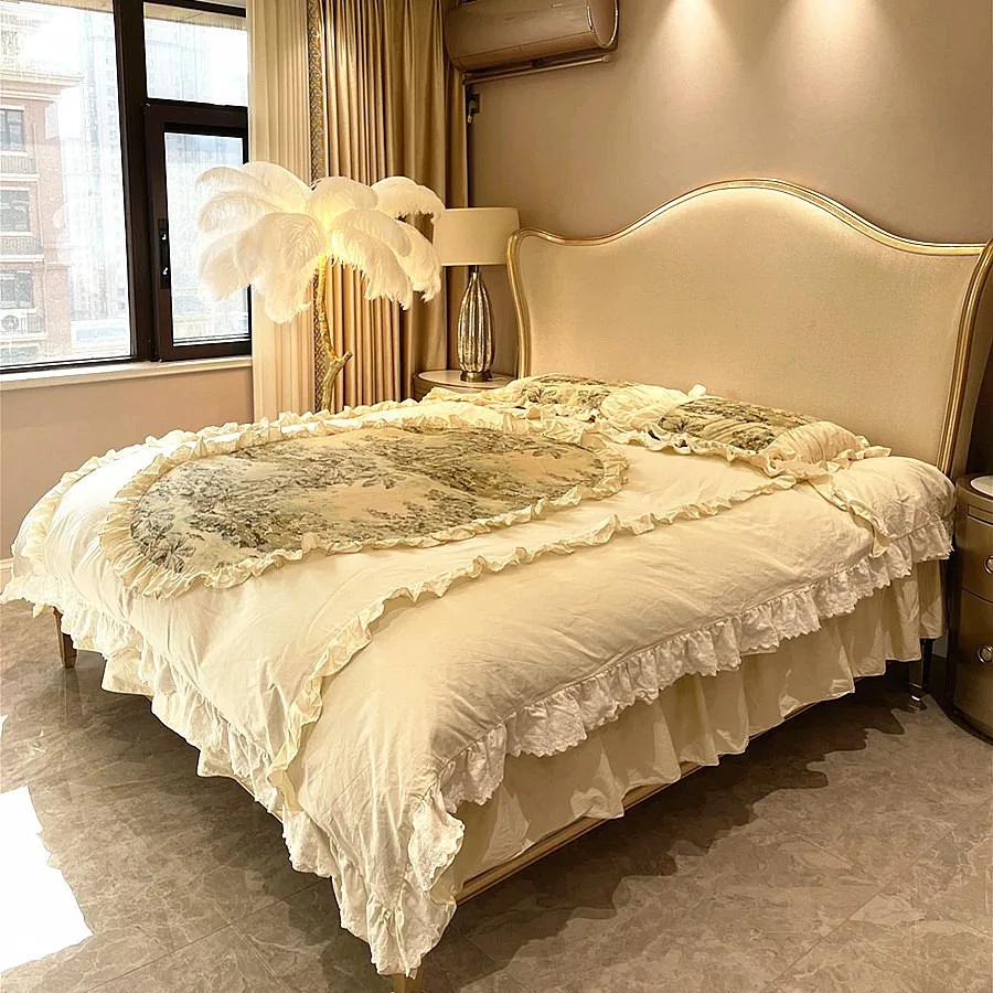 American light luxury solid wood bed master double villa French princess simple master bedroom wedding bed crown