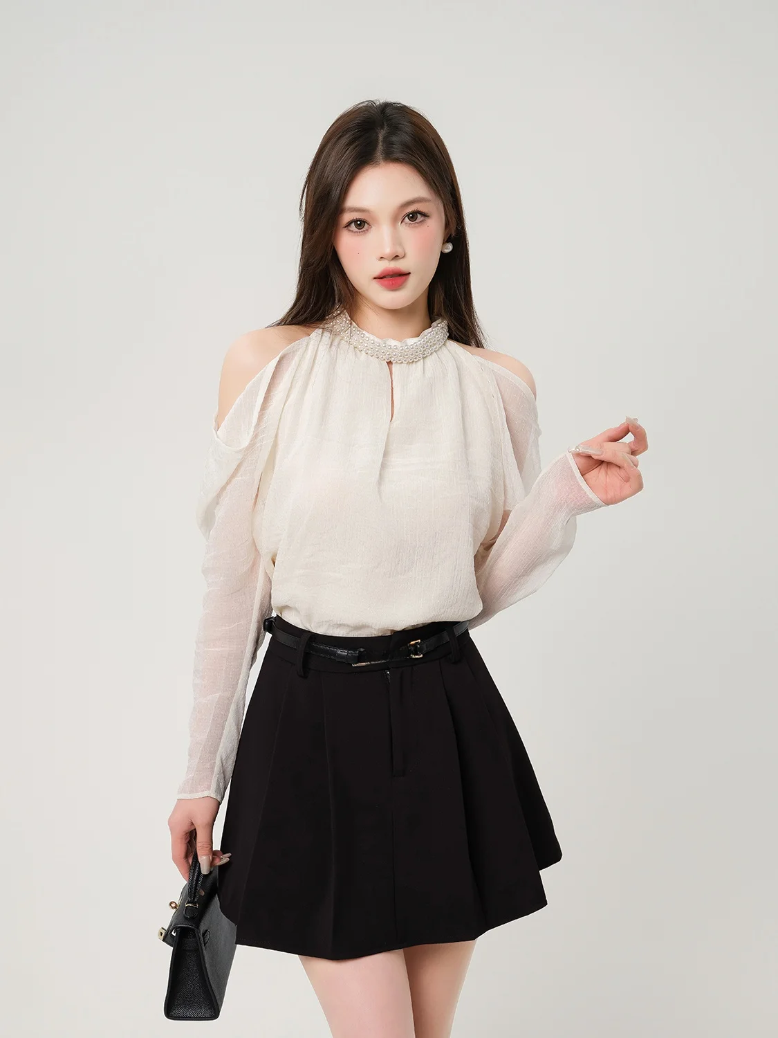 

Женская блузка EU IIWAN с жемчужным воротником и открытыми плечами, свободного кроя, с длинными рукавами во французском стиле, бежевого цвета.