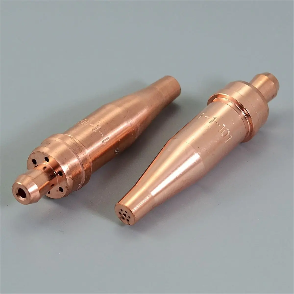 فوهة قطع الأسيتيلين من COFA 1-1-101 للحام والقطع المعدني، تناسب الشعلة شديدة التحمل على شكل حرف V - عبوة من 2 #4