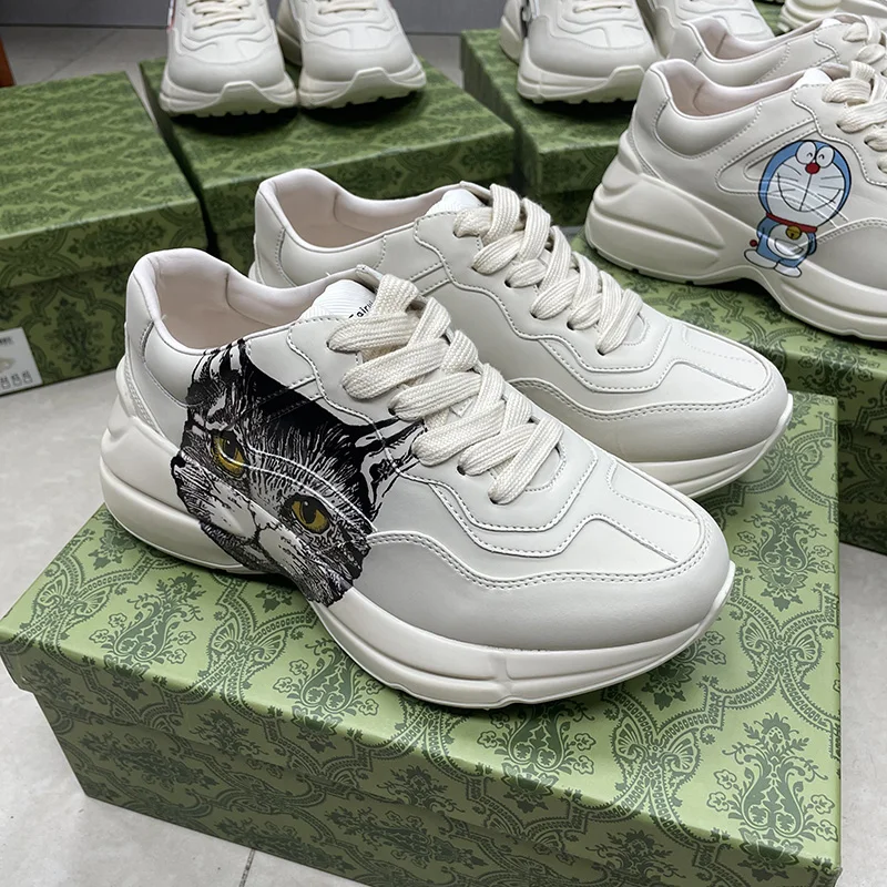 Scarpe da papà Cartoon con testa tonda e lacci con suola spessa, scarpe sportive e per il tempo libero da coppia, stazione europea, novità, 2024