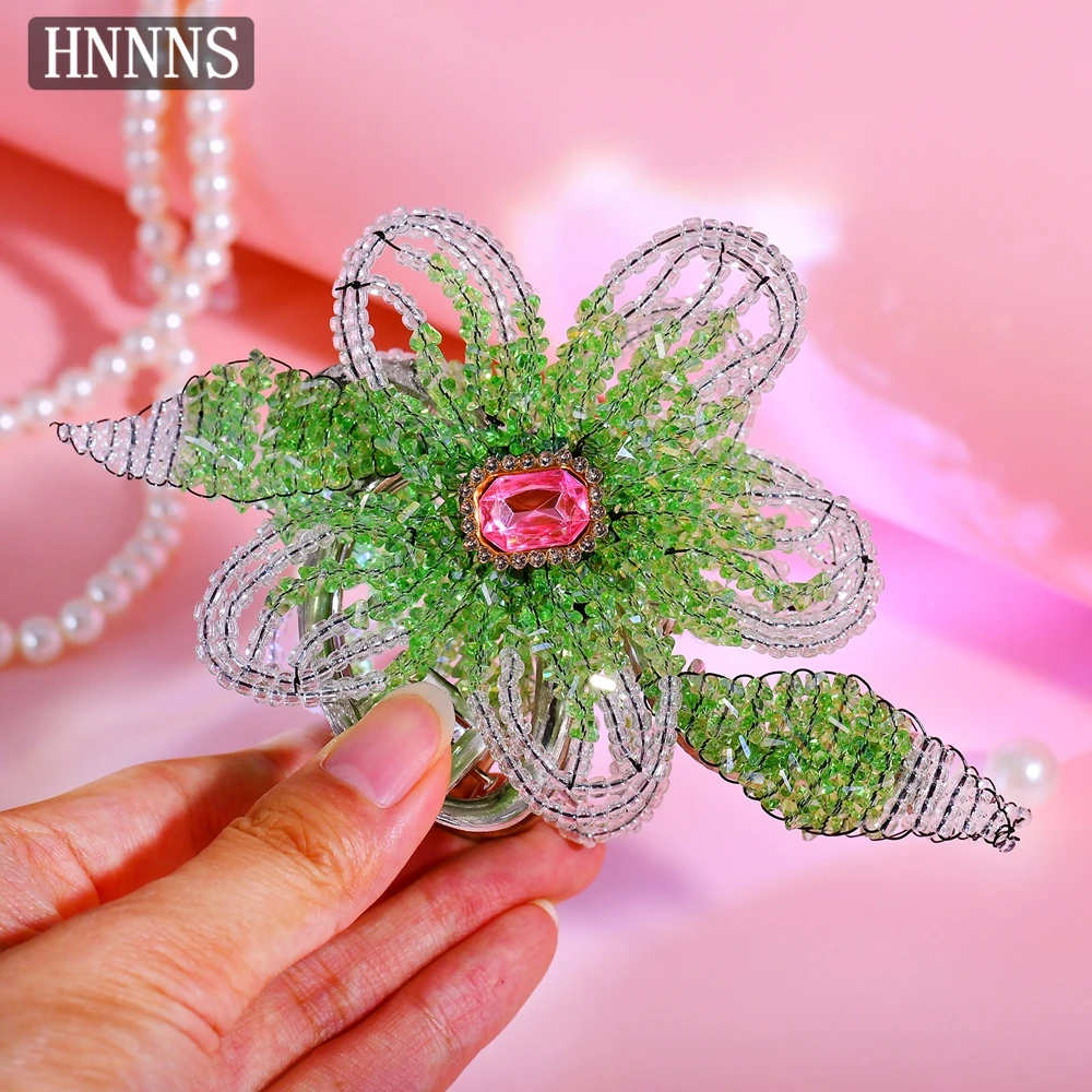 

HNNNS Green Flower Shark Clip Crystal Beaded Flower Claw Clip Sweet And Cute Hairpins Ladies Back Half Tie Hair Accessories A195