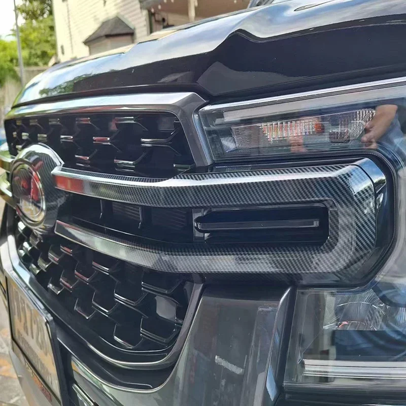 

Для Ford Ranger 2023 2024 ABS углеродное волокно, передняя решетка радиатора, отделка, крышка, внешние аксессуары, автомобильные чехлы