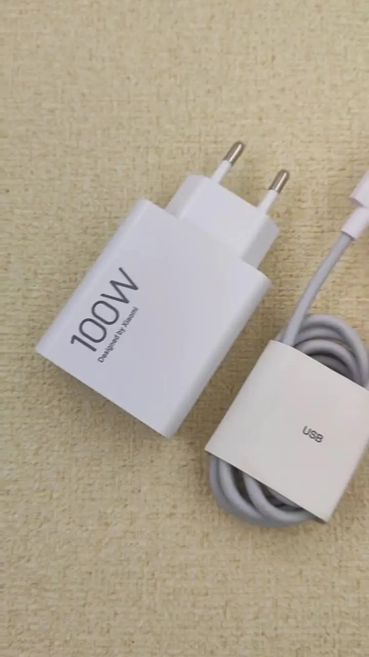 Xiaomi Poco X8 Pro Max 100W EU充電器