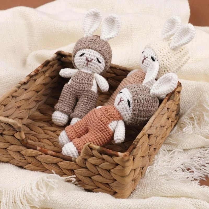 

Мягкая и безопасная кукла кролика, подходящая для младенцев, вязаная кукла с изображением животного, фигурка кролика, кукла,