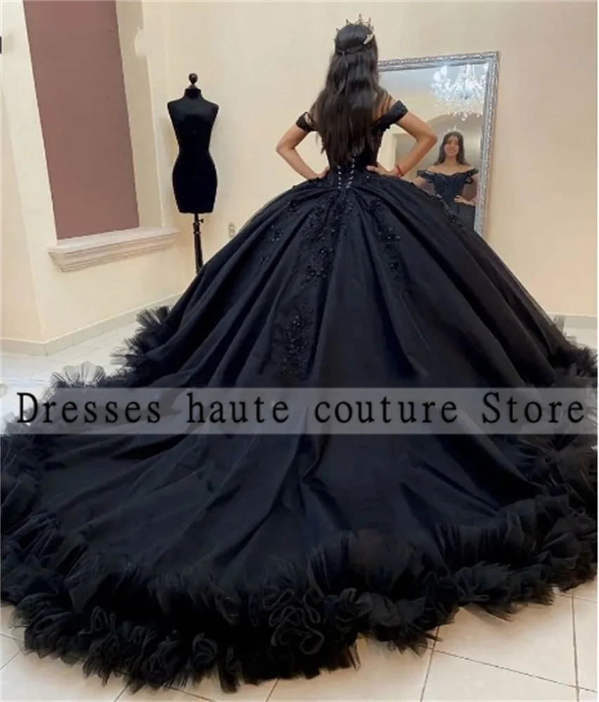 Apliques De encaje negro vestido De baile Vestidos De quinceañera 2025 tren De tul dulce 16 vestido Vestidos De cumpleaños Vestidos personalizados