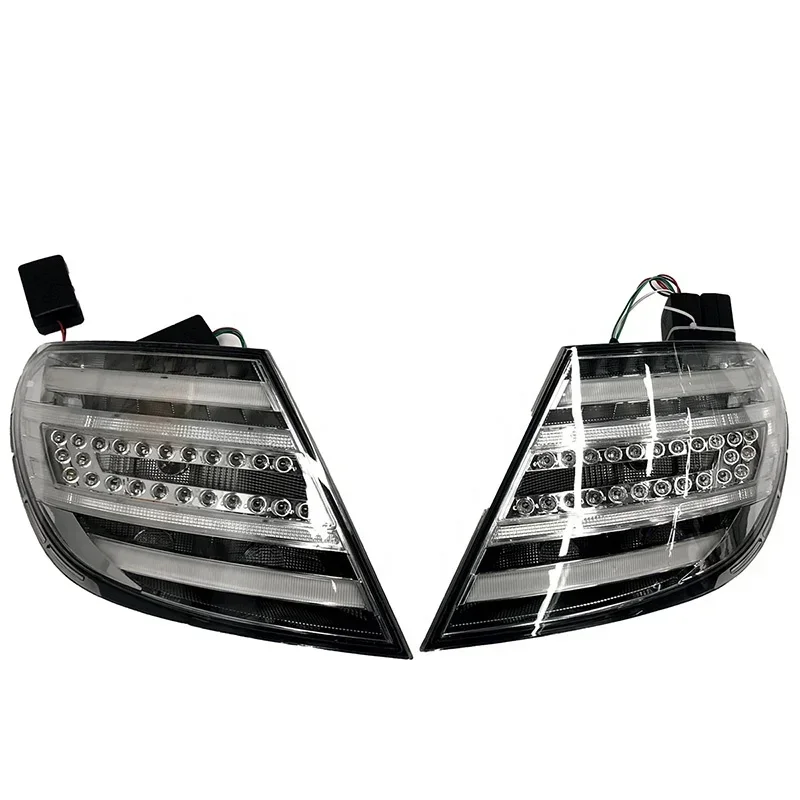 

W204 Halogen Upgrade Smoked LED Tail Light for Mercedes Benz C Class C200 C250 C300 Year 2008-2010