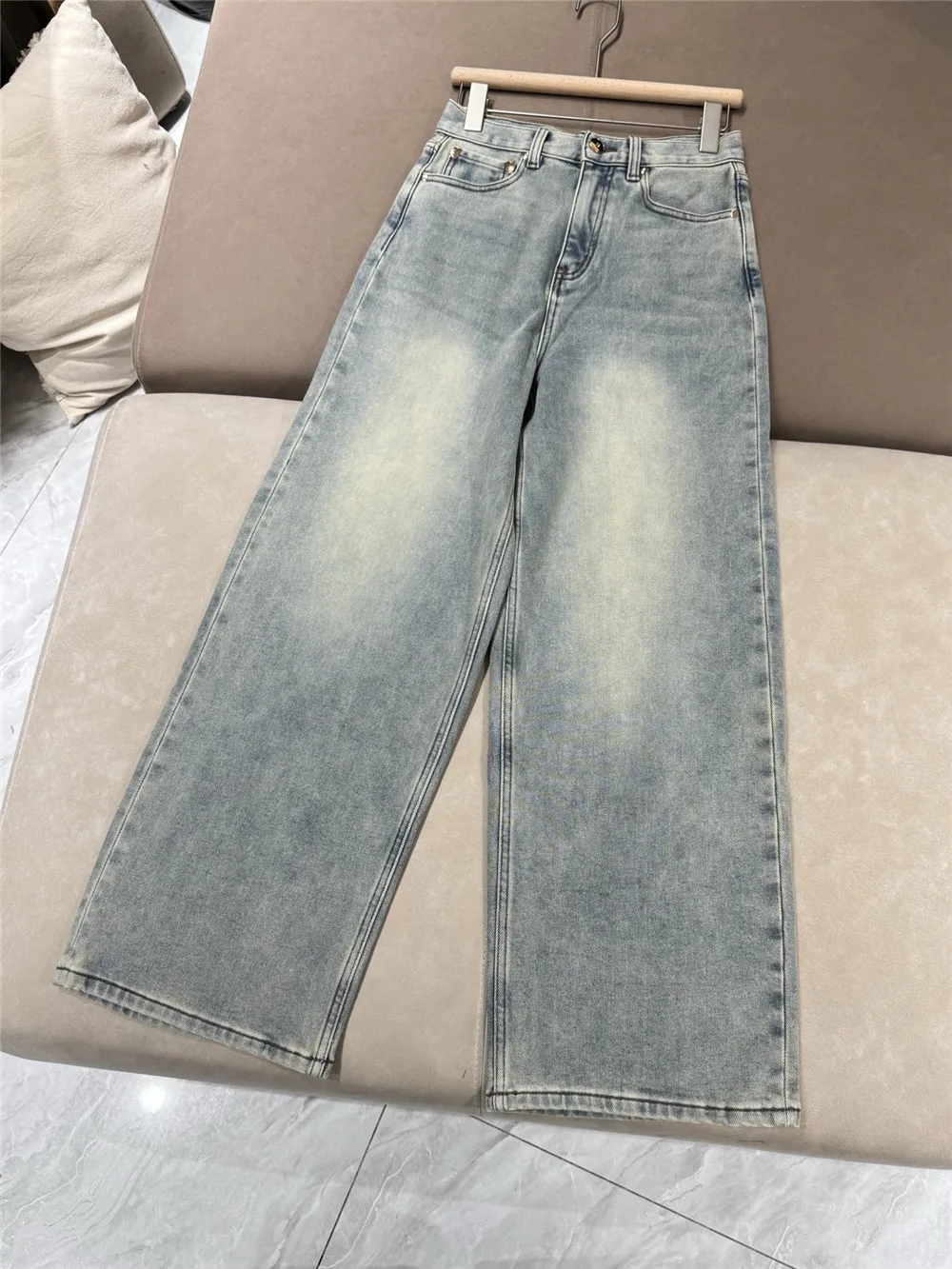 

Women 25 New High-Quality fashionable Versatile And Casual Straight Leg Jeans for