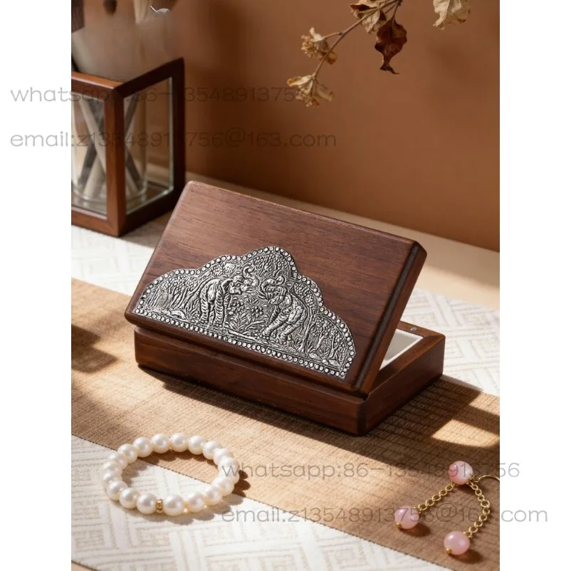 

Solid Wood Jewelry Box Storage Box Portable Small High-end Exquisite Christmas Gift Gold Hand Jewelry Box