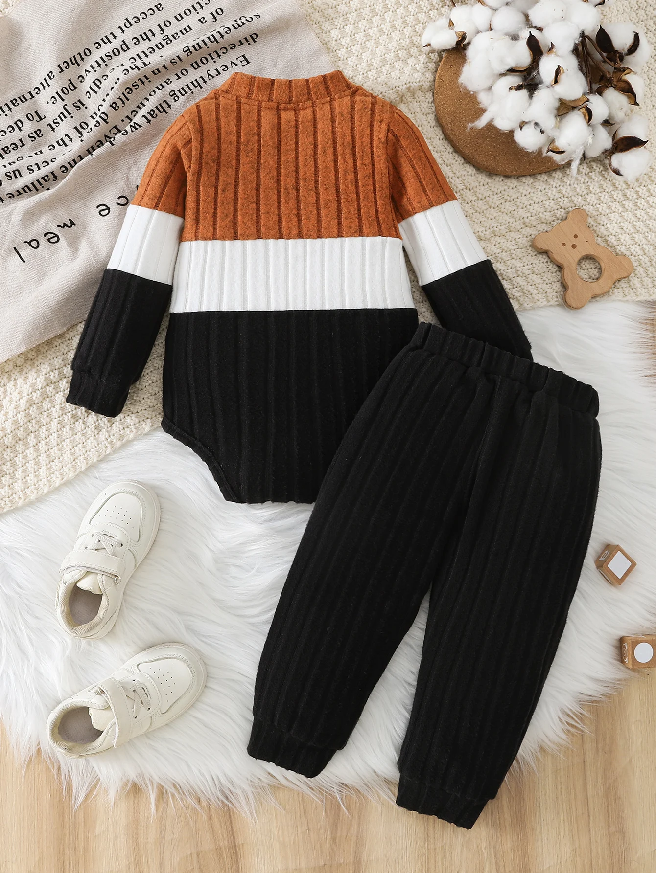 Baby Knitted Two-Piece Set Color Block Casual Fabric with Button Closure Romper And Pants Bow Tie Decoration