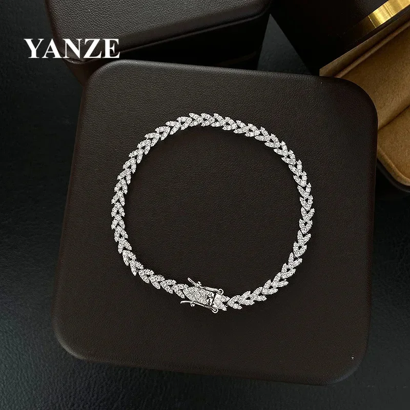 Handmade Lovers Moissanite Diamond Bracelet 100% 925 Sterling Silver Engagement Wedding Bangles Bracelets for Women Jewelry