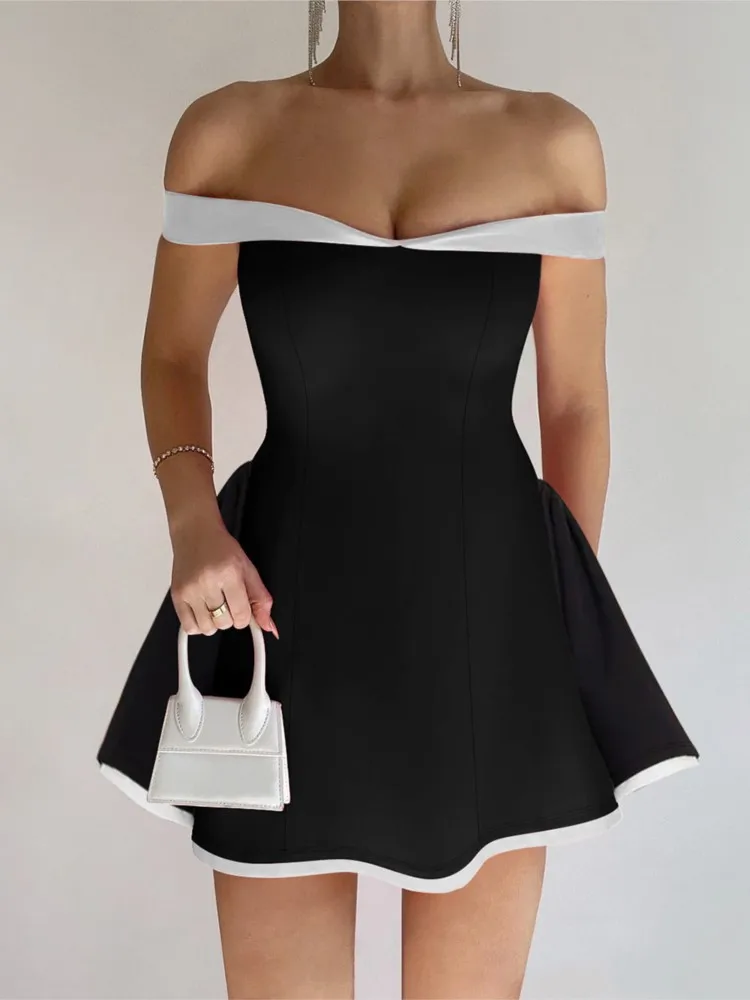 

Female Clothing Women's Dresses Elegant One-shoulder Contrasting Color Design Bust-revealing Waist-shaping Short Skirt Dresses