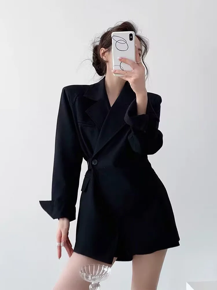 

2026 Spring Fashion New Women's Elegant Suit Jacket Korean Style High End Design Sense Medium Length Blazers for Women
