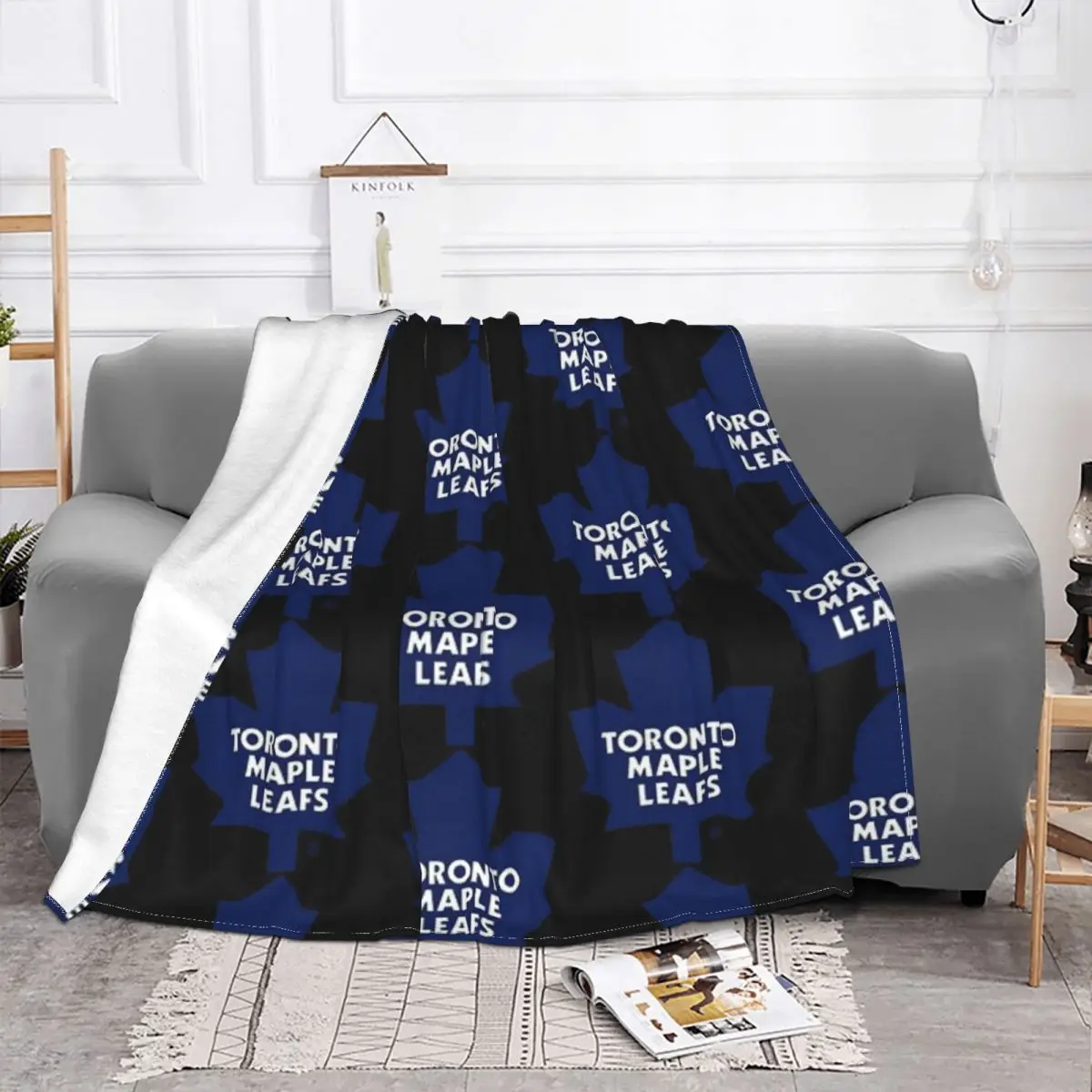 Maple Leafs-toronto Blanket Bedspread On The Bed Vintage Sofa Cover