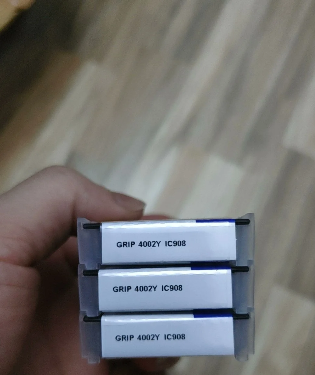 

Hard alloy cutting blades GRIP 4002Y IC8250