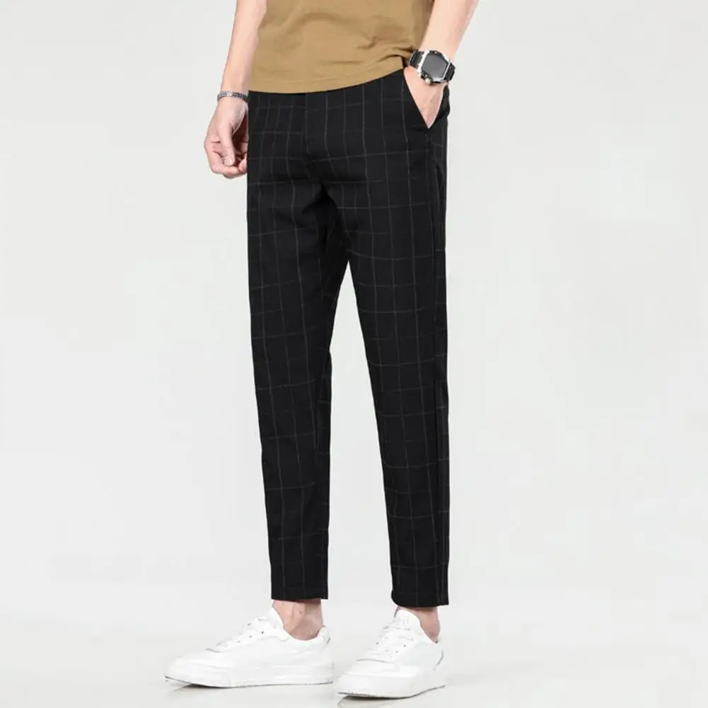 Men Plaid Print Trousers Stylish Men's Plaid Print Ninth Pants with Side Pockets Slim Fit Button Closure Stretchy Fabric