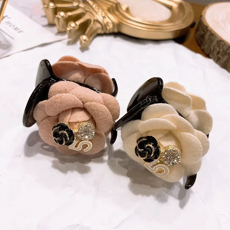 No. 5 Korea Retro Camellia Flower Hair Claw Clips Woolen New Floral Ponytail Clip Barrette  Accessories for Girls Mujer