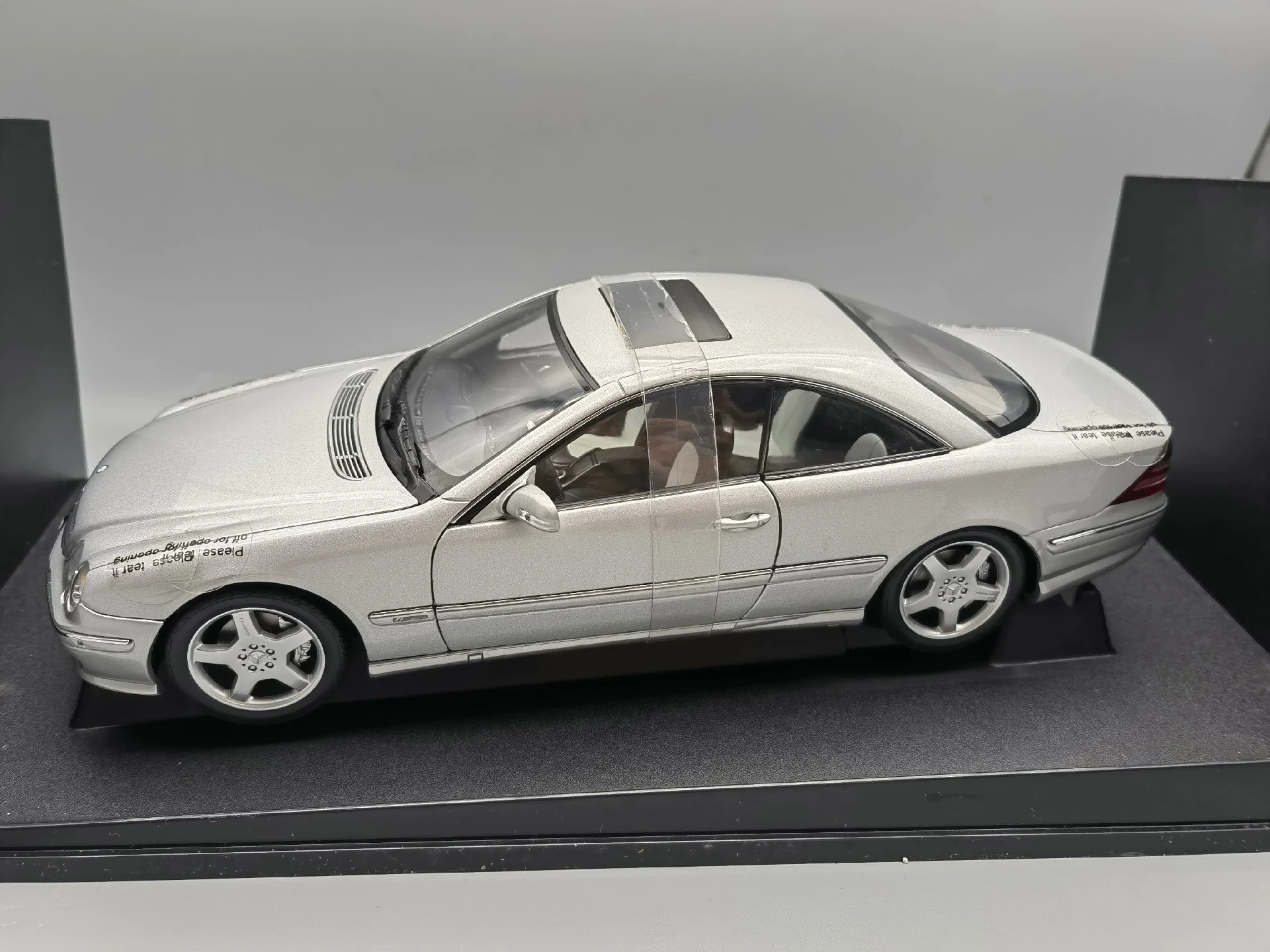 

Autoart 1:18 CL55 F1 Safety Car Simulation Limited Edition All Open Alloy Metal Static Car Model Toy Gift