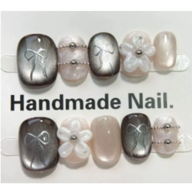 

10Pcs Handmade Nails Autumn/Winter Color Palette with Cat-Eye 3D Floral Bows Press-On Nails Perfect for Gift To Women and Friend