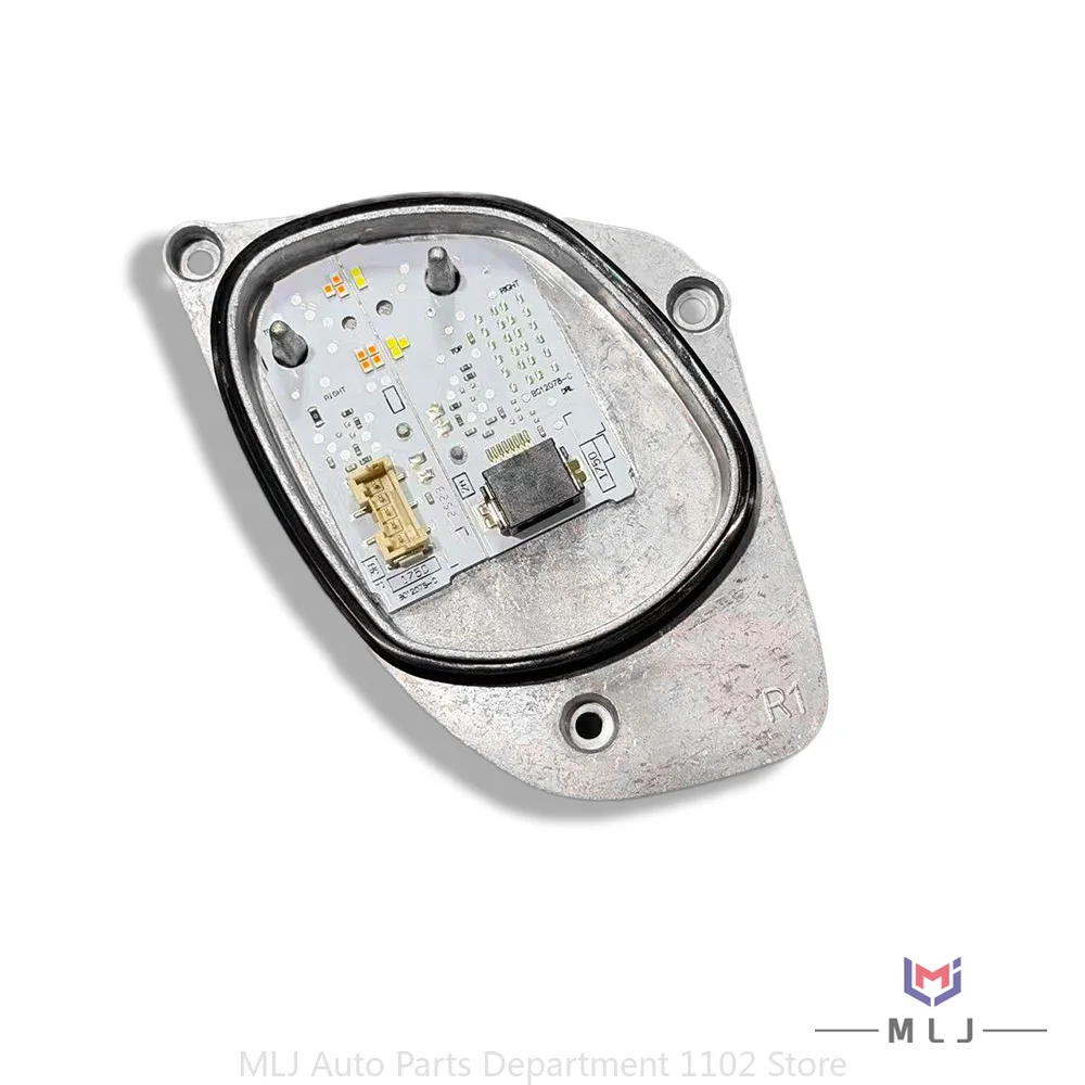 575941475 575941476 For Volkswagen VW SEAT ATECA 2017 LED Headligh DRL Module Unit White Light Source Module Angel Eye view 4