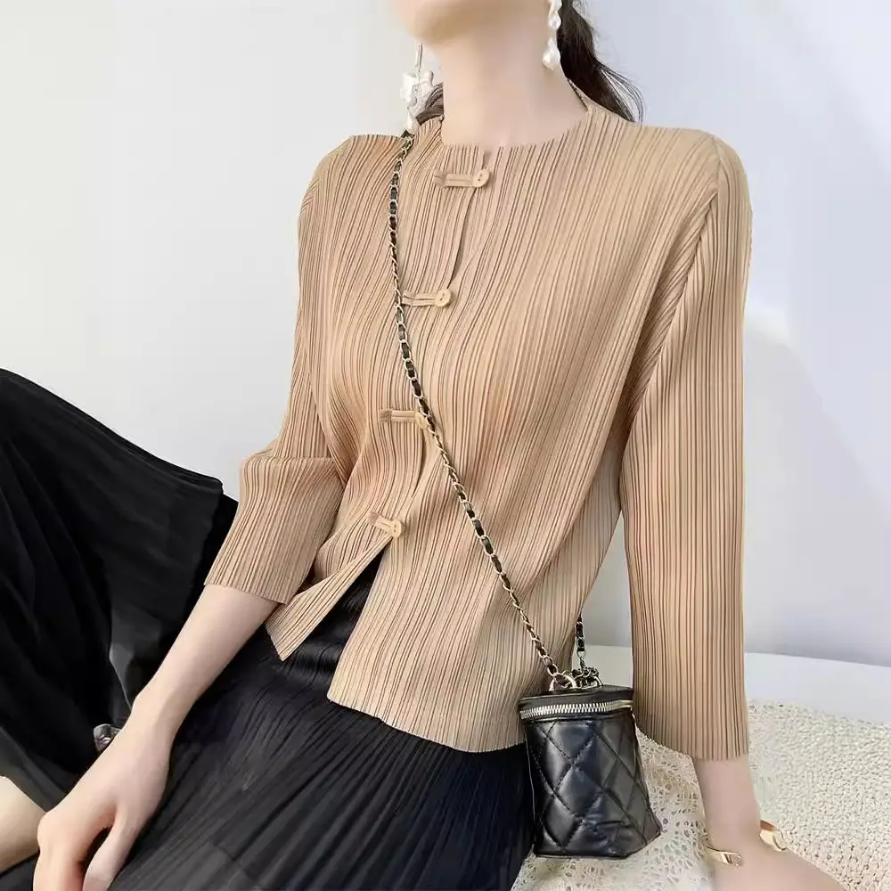 سترة نسائية مطوية لربيع وخريف 2025 سترة جديدة للسيدات بإبزيم كلاسيكي بقصة ضيقة ومريحة وغير رسمية #2