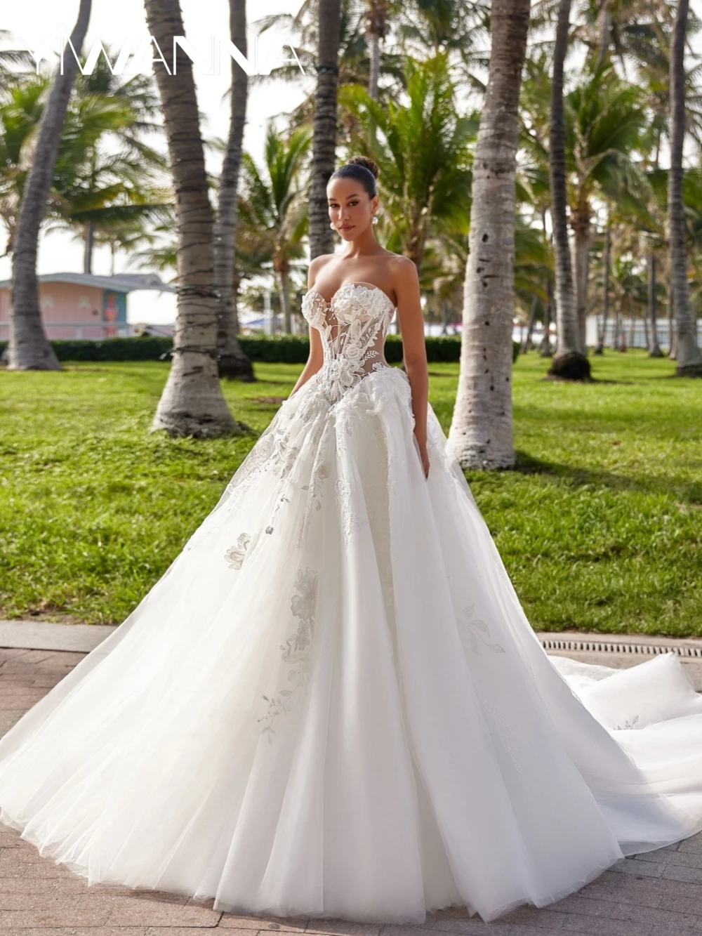 

New Arrival Shiny Beaded Appliques Wedding Dress Romantic Sweetheart Neck Bridal Gown Customized A-line Long Dresses For Bride