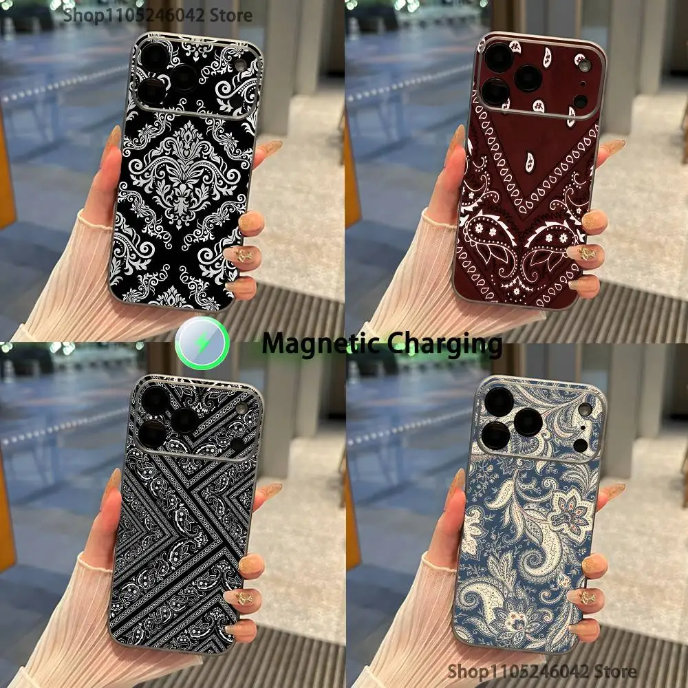

Bandana Pattern For iPhone 17,16,15,14,13,12,11,Pro,Max,Plus Transparent gray Phone Case Magnetic Wireless Charging