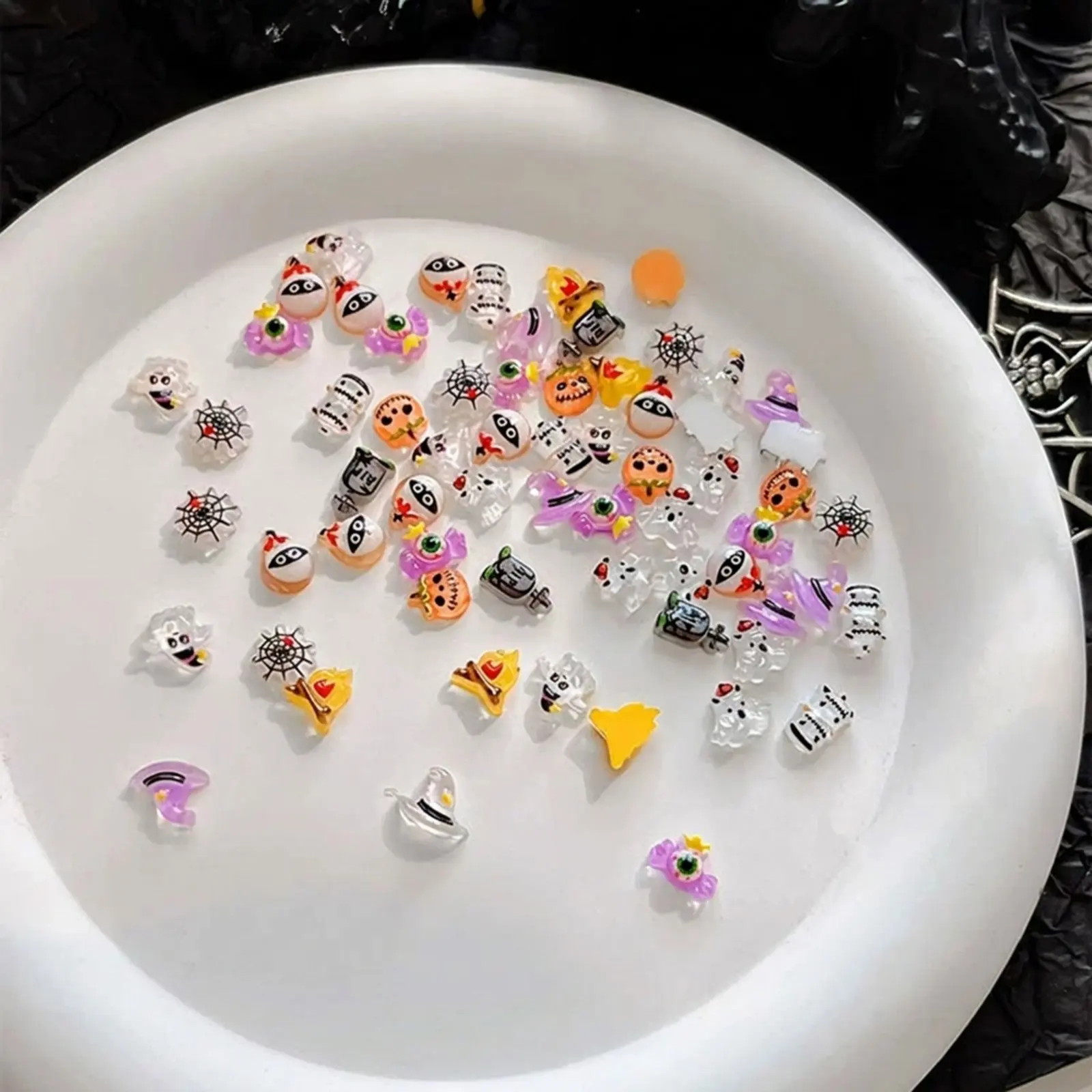 Resin Nail Charms for Halloween Party Women Girls 3D Pumpkin Ghost Witch Hat Manicure Accessories Transparent Nail Decorations