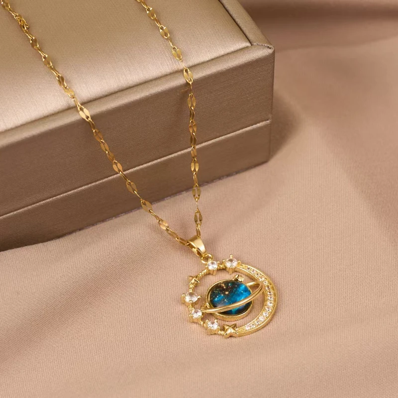 

Fashion Luxury Women's Necklace Colorful Starry Sky Pendant Gold Metal Crystal Clavicle Chain Jewelry for Girls