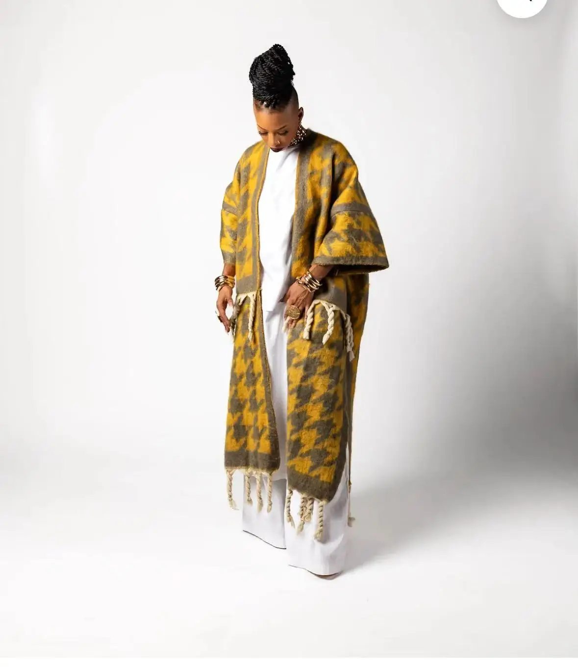 أزياء الشتاء شرابة الكيمونو للنساء المتضخم أنيقة مفتوحة الجبهة الدافئة بالأزرار الثقيلة سميكة طويلة منفضة معطف لقضاء عطلة #1