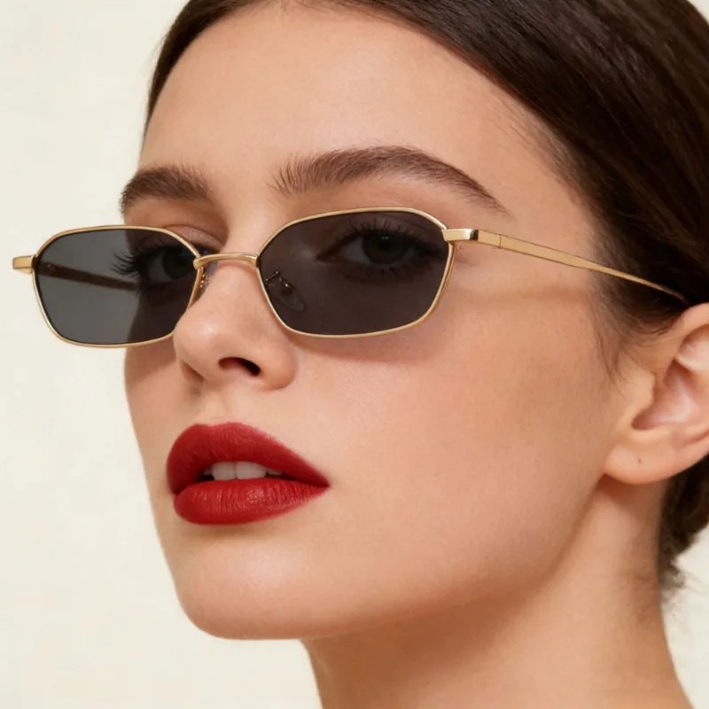 New Fashion Vintage Sunglasses Women Men Brand Designer Retro Metal Rectangle Sun Glasses Female Male Popular Black Eyewear view 3
